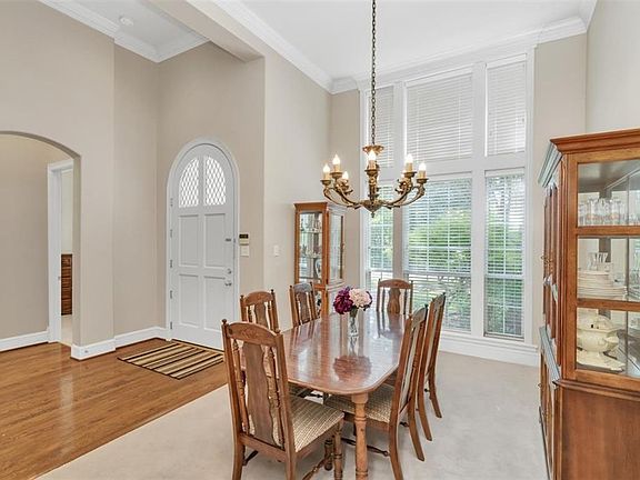 4th image of 1805 Kensington Ln