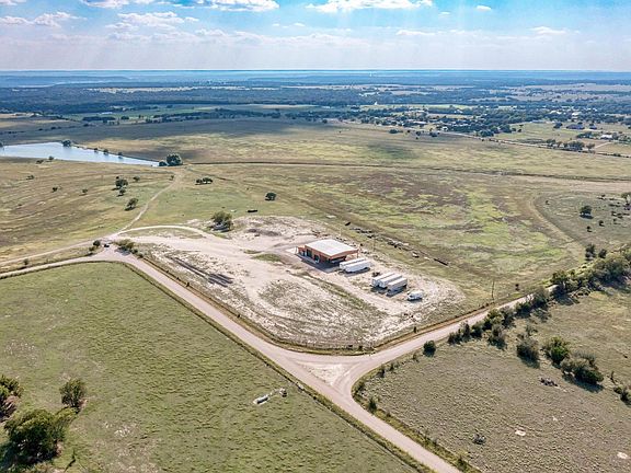 2nd image of 1155 County Road 304