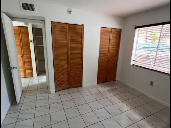 10770 SW 6th St, Miami, FL 33174