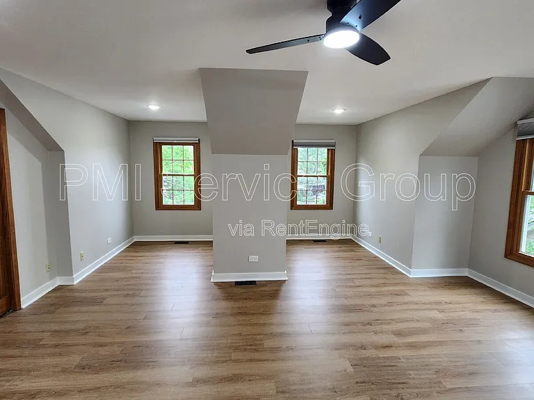 3467 Charlemaine Dr — Photo 7
