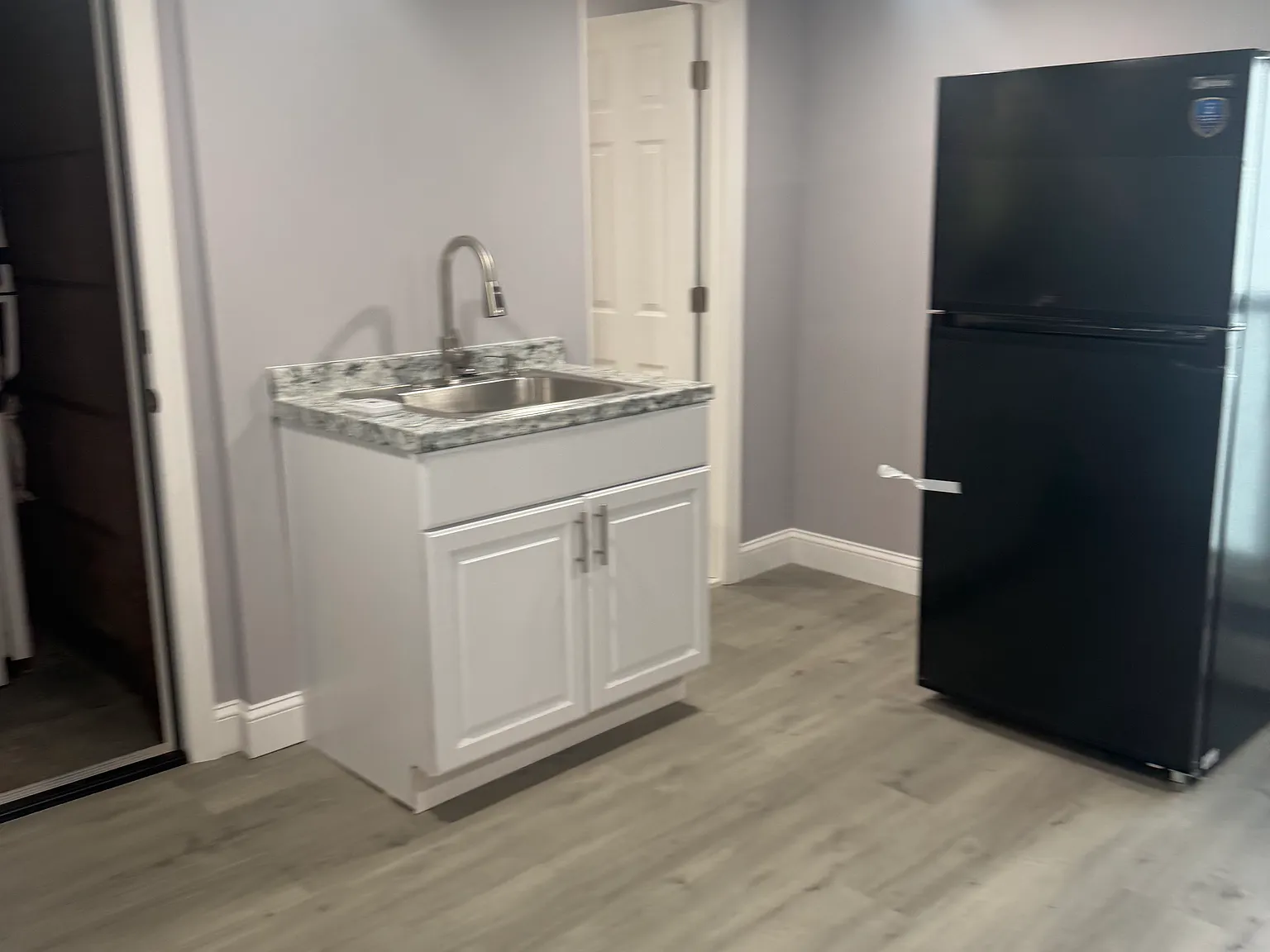 2 bed, 700 sqft, $1,400 — Photo 4