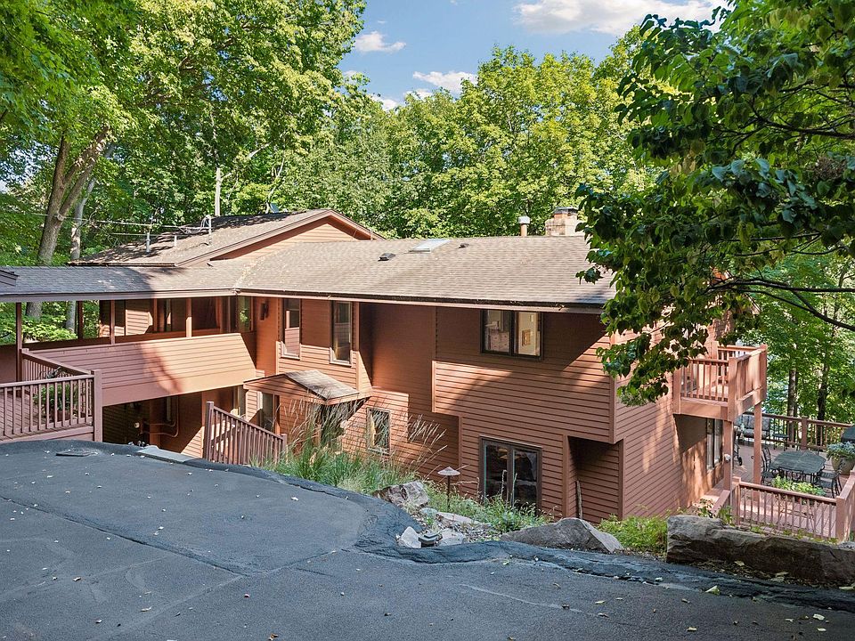 1st image of 5845 Ridge Rd