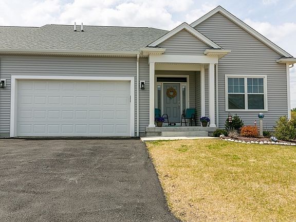 2nd image of 166 Stone Hill Dr #1
