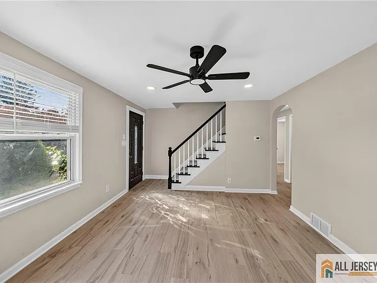 224 Atlantic Ave — Photo 4