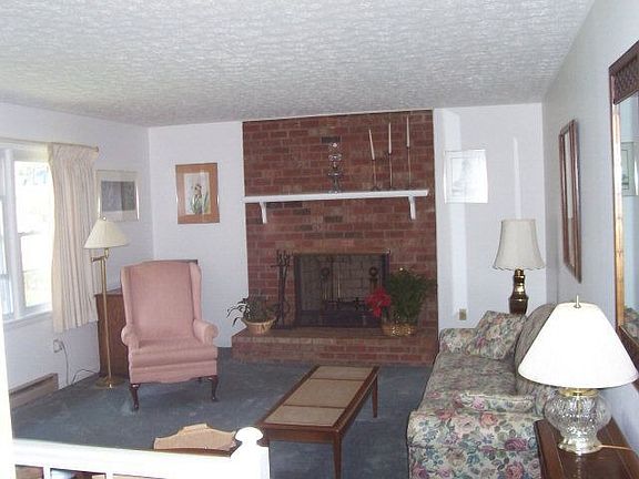 2nd image of 408 Brookhill Dr