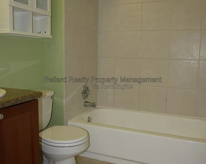1712 NW 85th St #301 — Photo 14