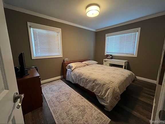 5th image of 1341 Catalpa Dr