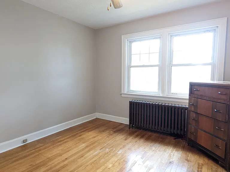 18 Spruce St #1/2 — Photo 10