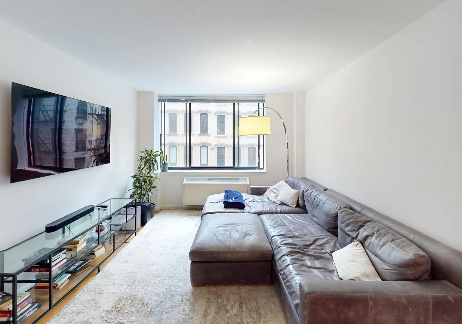121 Reade Street — Photo 2