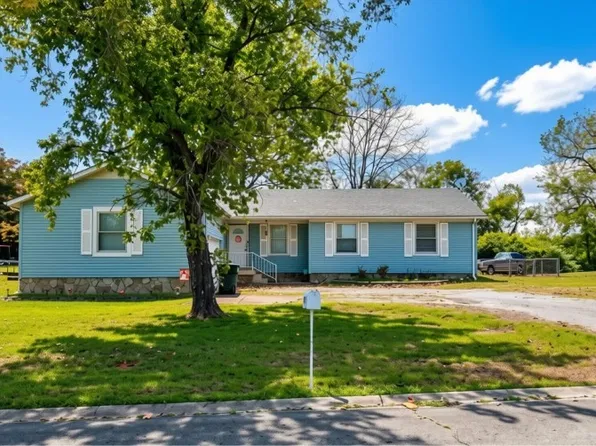 816 Oak Leaf Dr, Old Hickory, TN 37138