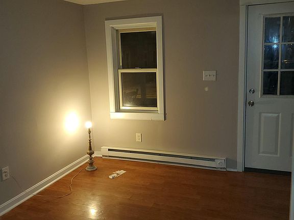 3rd image of 130 Clarkson Ave