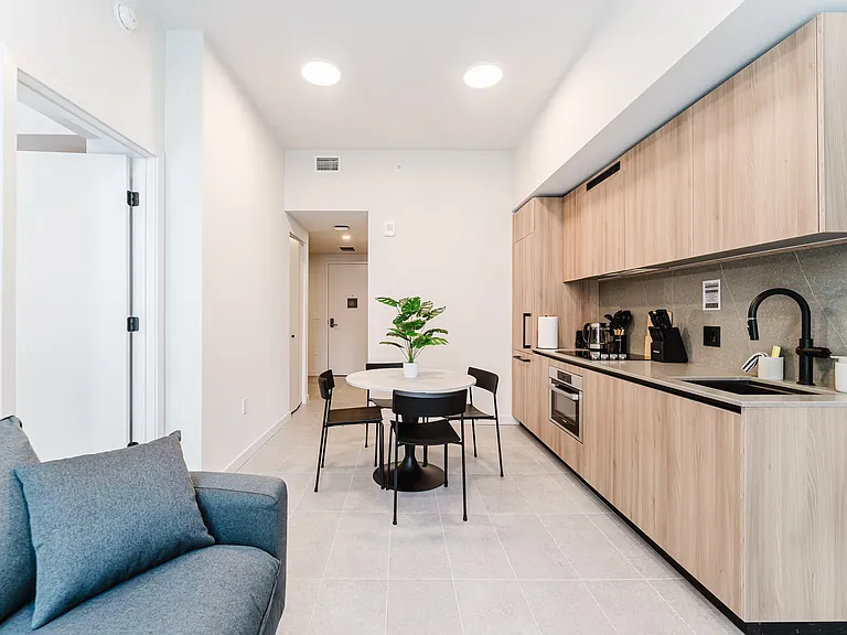 121 NE 5th St #311 — Photo 11