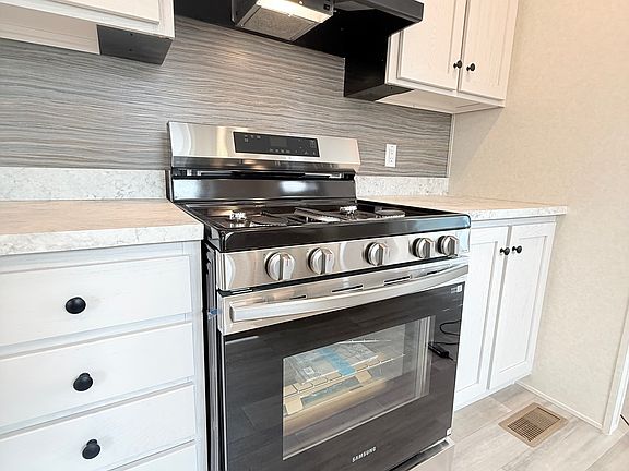 3rd image of 4000 E 134th St #1022