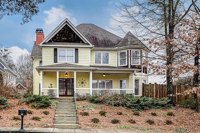 1st image of 311 W Peachtree St