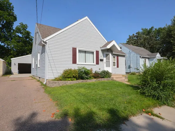 415 15th Ave NE, Rochester, MN 55906