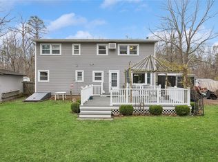 113 Ridge Rd, Ridge, NY 11961