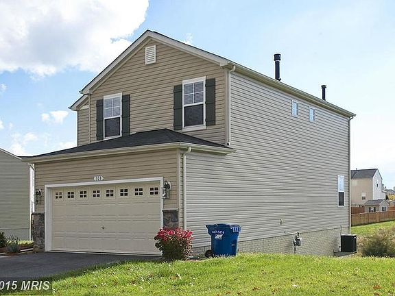 3rd image of 108 Dollie Mae Ln