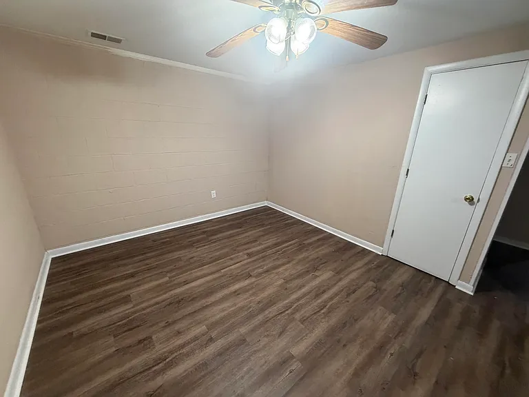 1505 Valleyview Ave — Photo 17