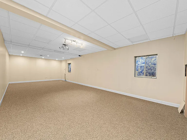 3202 Whitney Rd — Photo 20