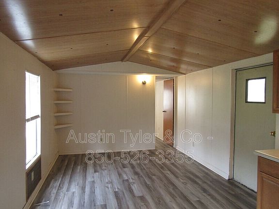 3rd image of 2420 Country Pines Ln