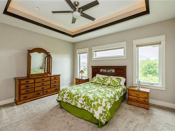 3rd image of 8354 Aspen Dr
