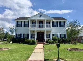 121 E Lakeview Dr, La Place, LA 70068