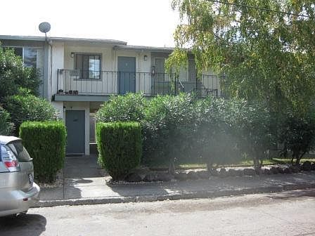 2nd image of 15 Royale Ave #3