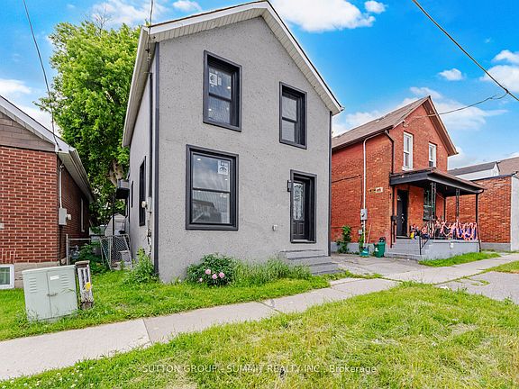 5th image of 11 Maple St