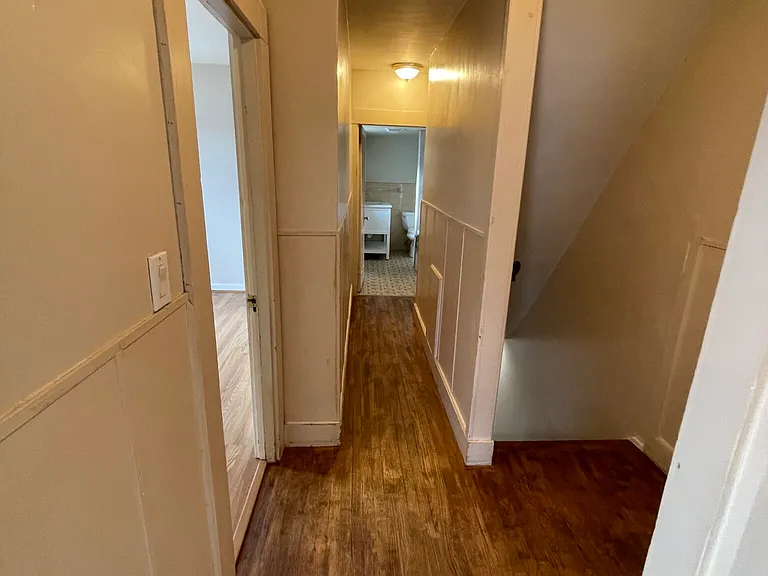 6 Cross St #1 — Photo 11