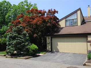 1 Arapaho Ct, Suffern, NY 10901