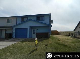 1295 Green River Rd, Douglas, WY 82633