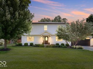 570 S Harbour Dr, Noblesville, IN 46062