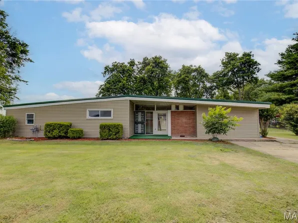 204 S Moore St, Hayti, MO 63851