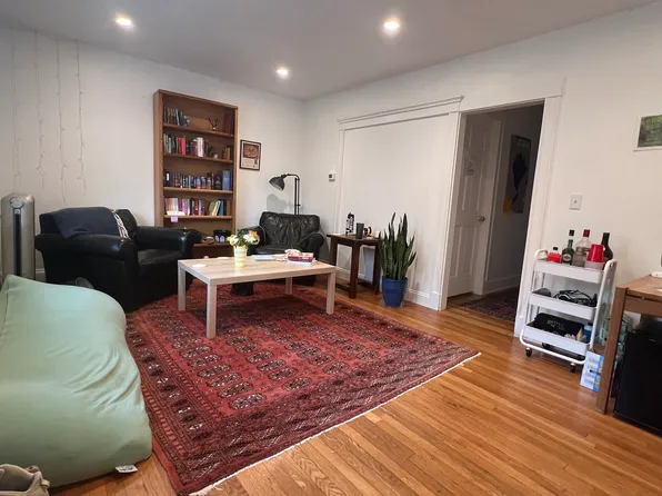 24 Chetwynd Rd #1, Somerville, MA 02144