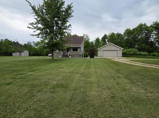 2835 Grass Lake Rd, Gladwin, MI 48624