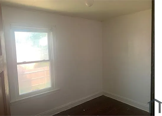 7341 S Carpenter St — Photo 3