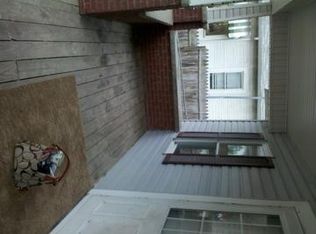 2242 Falcon Dr, Charleston, WV 25387