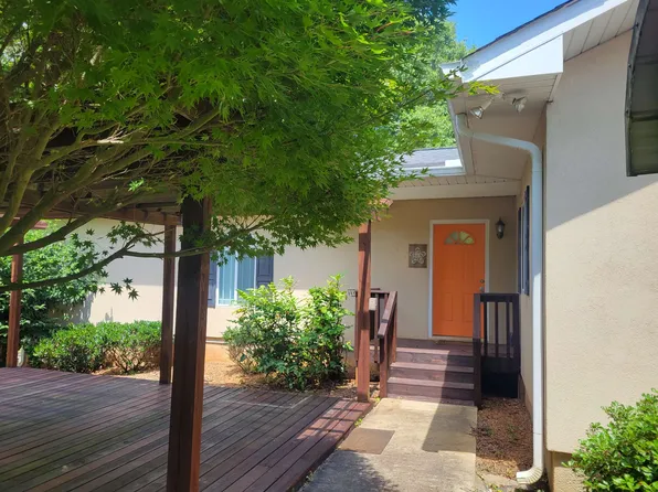 104 Wesley Ln, Eatonton, GA 31024