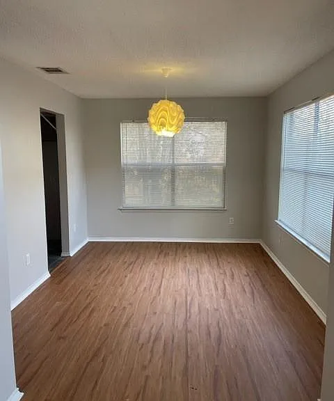 7304 Potters Trl — Photo 9