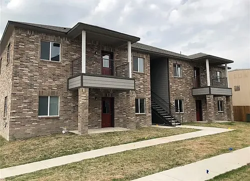 3 bed, 1400 sqft, $1,465 — Photo 4