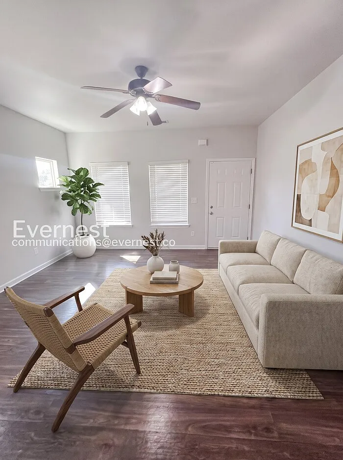 4 bed, 2.5 bath, 2200 sqft, $2,195 — Photo 1