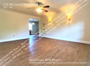 226 McCully St APT 3, Pittsburgh, PA 15216