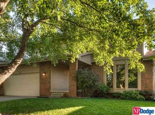 1823 N 103rd Ave, Omaha, NE 68114