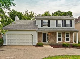 23453 N Valley Rd, Lake Zurich, IL 60047