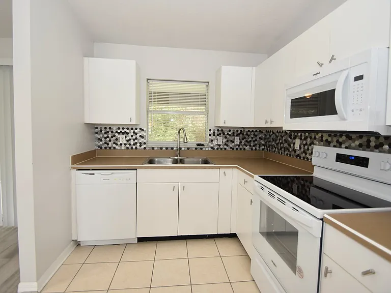 6 Rosedale Pl — Photo 8
