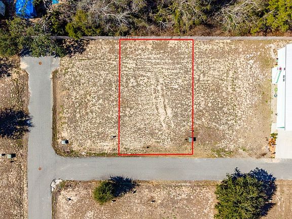 3rd image of  SW 879th St