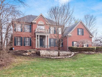 1353 Harrison Pond Dr, New Albany, OH, 43054
