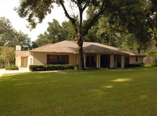 4512 Country Gate Ct, Valrico, FL 33596