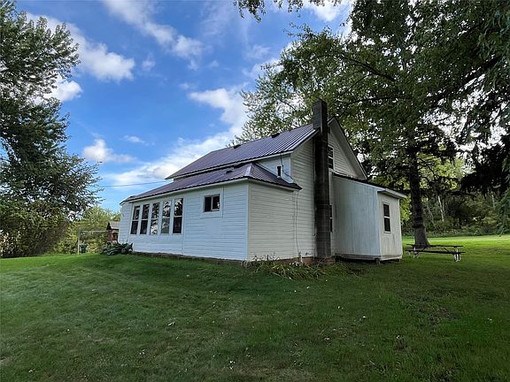 5th image of W16717 Holmen Road
