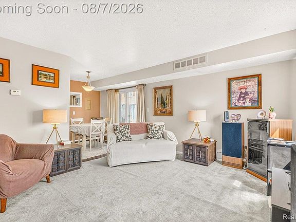 3rd image of 41282 N Woodbury Green Dr